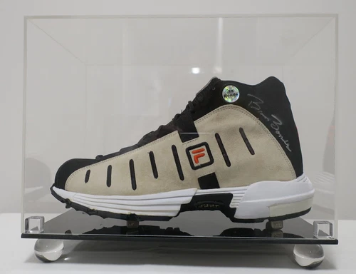 Barry Bonds Signed Fila Sneaker With Acrylic Case (25 BARRY BONDS HOLOGRAM)