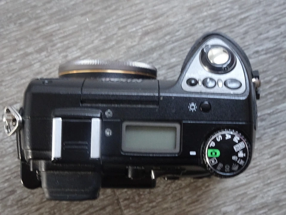 Vintage NIIKON Coolpix 8400 8MP Digital Camera (25521). Cheapest on EBAY. - Image 3 of 4
