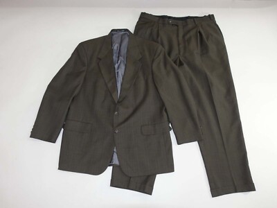 Innocenti by Tom James Men's 2 Button Suit Size 44 Regular 40 x 30 Green Plaid