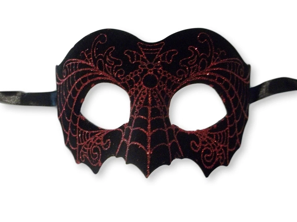 Máscara gótica gótica de cuero de gamuza roja negra con corte láser Foto 3 de 3