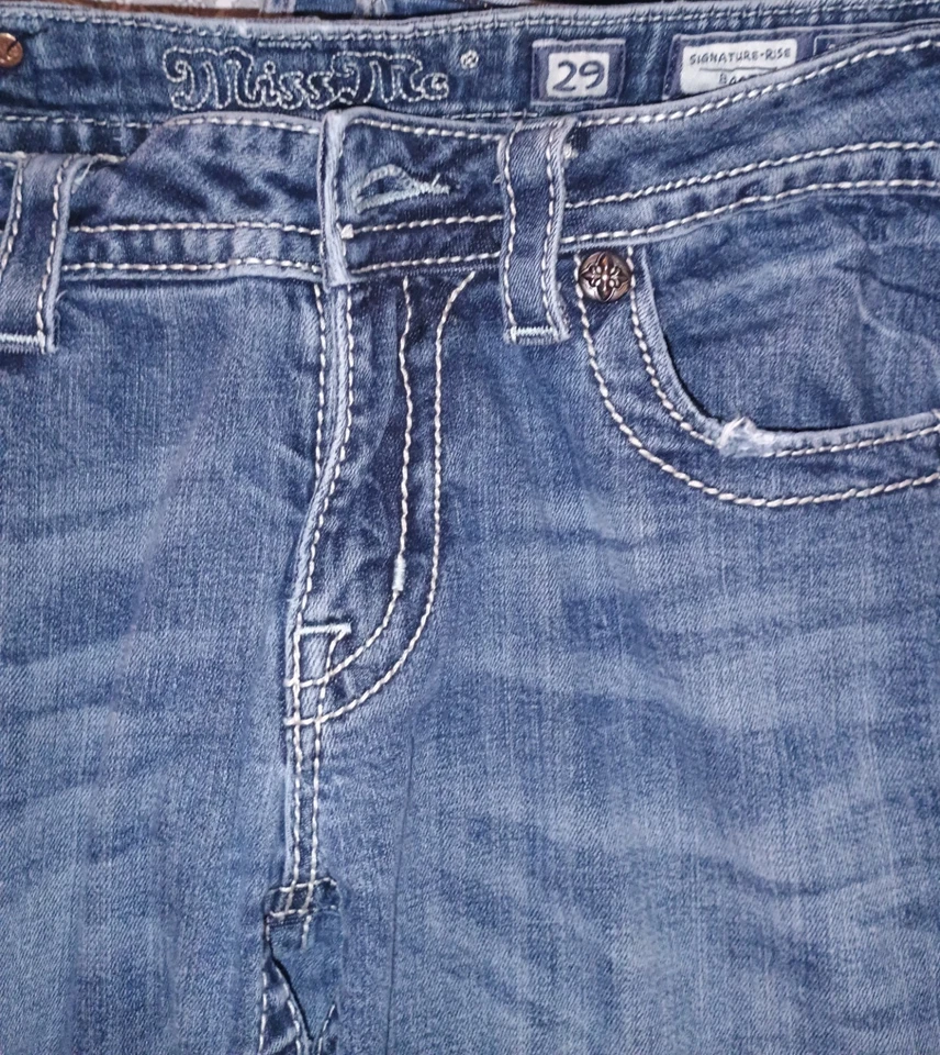 Женские джинсы Miss Me с украшениями Bootcut размер 29x34 - Изображение 2 из 2