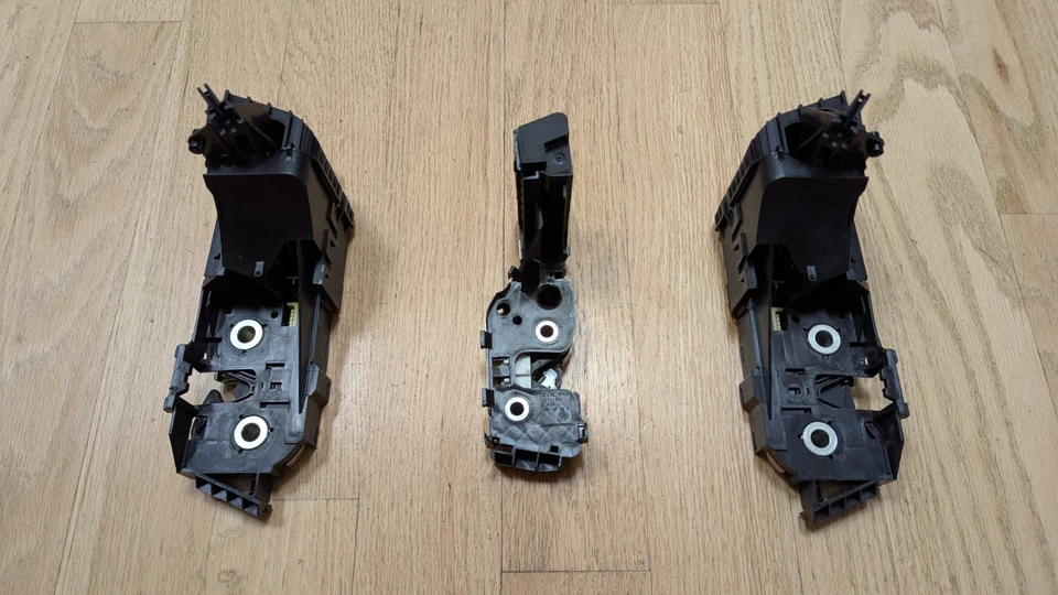 OEM Volvo V60, V70, XC60, XC70 Rear Folding Seat Black Latch Set w/Covers - Image 3 of 4