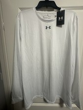 Men s Under Armour Crewneck Performance Sweatshirt - Size Large