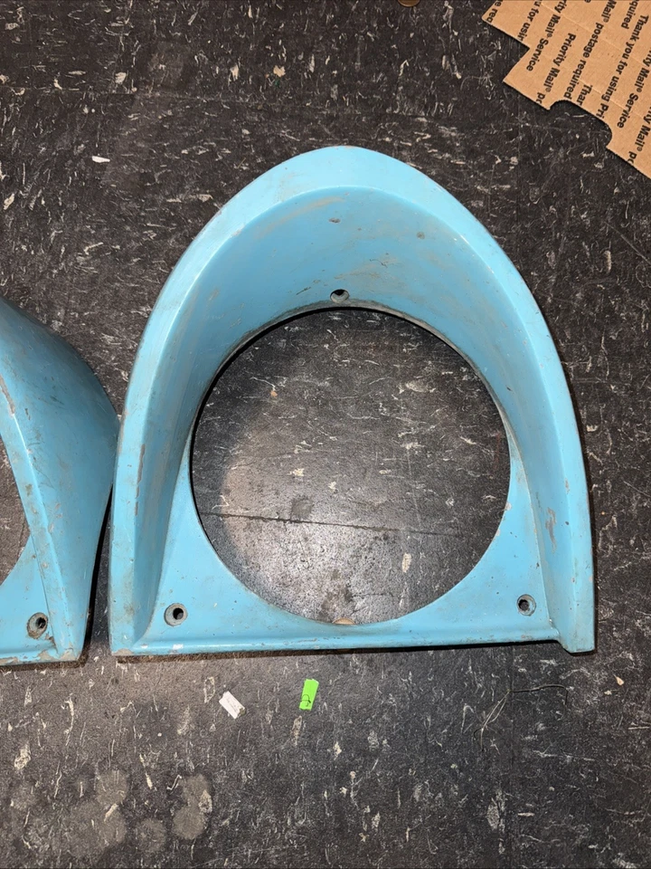 Par de bisel de faros diestro derecho Ford Mercury Monterey 1955/1956 BV-16077-A Foto 3 de 4