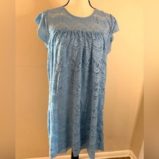 Speechless dainty blue lace midi dress short sleeveSZ LG