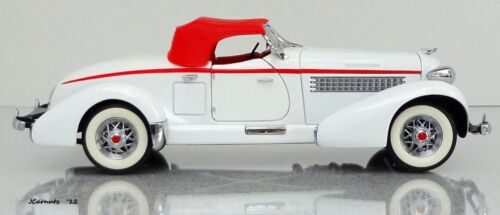 Franklin/Danbury mint 1:24 1935 Auburn 851 speedster classic American Model 118