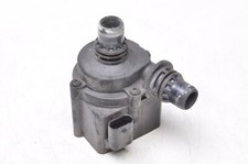 Pompe à eau BMW 518
