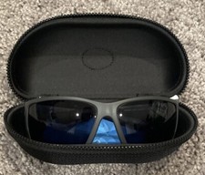 Costa Del Mar Reefton Gray Polarized 580P Sunglasses 06S9007 Grey Polarized