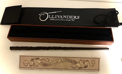 Harry Potter Ollivander Interactive Wand Ivy Map Diagon Alley Hogsmeade w/ Bag