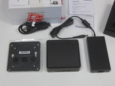 ASUS NUC NUC14RVK Mini-PC mit Intel Core Ultra 7 155H, 1TB SSD, 32GB DDR5 RAM