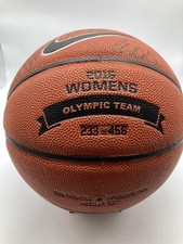 2016 USA Women's Basketball Team Ball (15 Autos Auriemma, Taurasi, Griner, etc.)