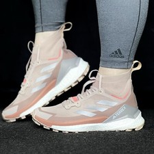 Adidas Terrex Free Hiker 2 Women  s Size 8 Hiking Shoes Athletic Sneakers 497