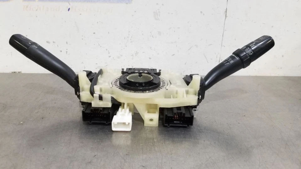 12 2012 TOYOTA FJ CRUISER STEERING COLUMN SWITCH - Image 3 of 4