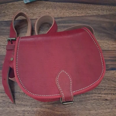 Petit Sac En Cuir Rouge - Photo 1/4