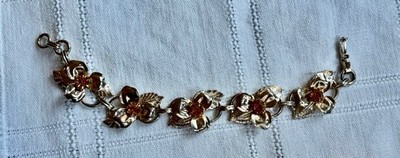 Vintage link style bracelet,5 floral links, shiny silver metal,amber color sets