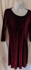 Dress Boohoo UK 16/Eur 44 Maroon Velvet Day/ Evening Wear Mini 3/4 Fitted Sleeve