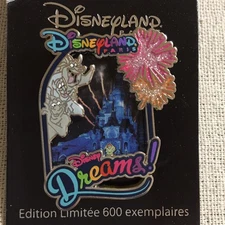 m26S Disney Paris Notre Dame Bell Pin LE600 Dreams Gargoyle Cazimodo Limited
