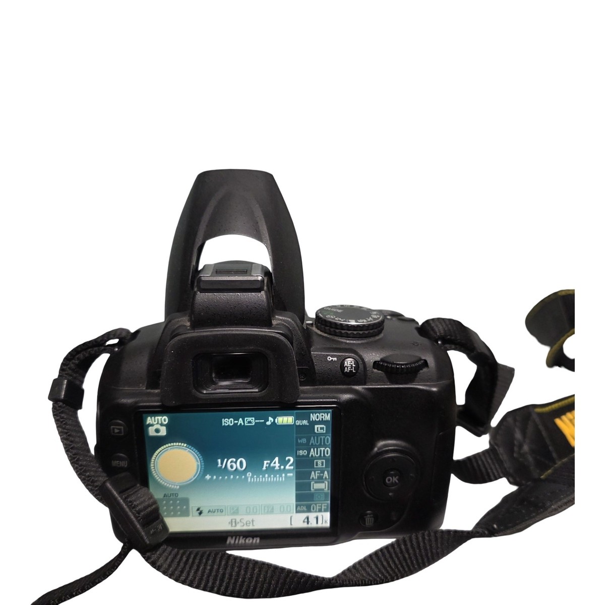 Nikon D3000 Digital SLR Camera Black VR 18-55mm Lens shutter @813