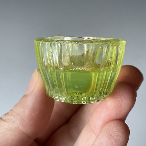 Antique EAPG Pressed Vaseline Uranium Glass Master Salt Cellar Victorian Oddity - Picture 8 of 11