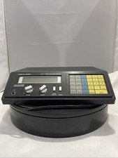 Realistic Pro-2004 300-Channel Programmable AM/FM Scanner Radioshack Powers On