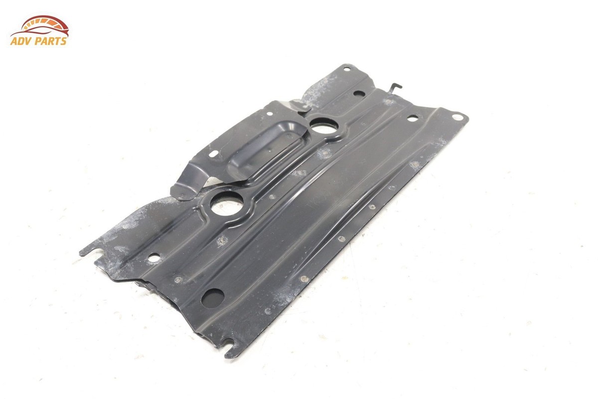 確認 2017 - 2020 MAZDA CX-5 UNDER FLOOR MEMBER TUNNEL SUPPORT BRACE OEM