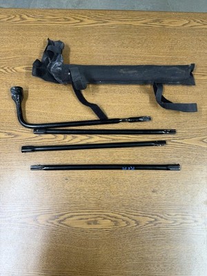 2009-2018 Dodge RAM 1500 Notfall Ersatz Reifen Werkzeug Werkzeuge Set OEM
