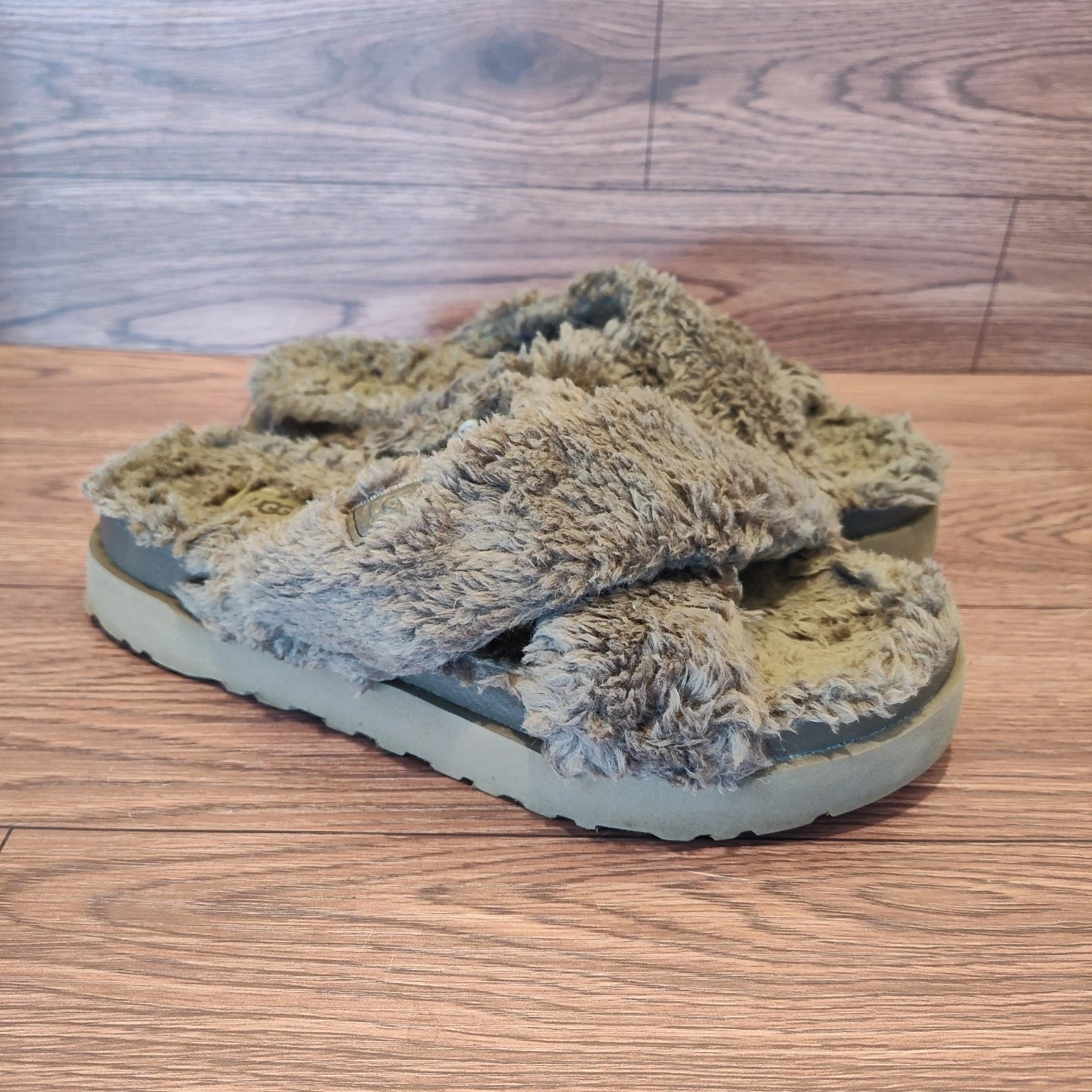 Sandali donna UGG Fuzz Sugar Cross Slide taglia 11 marrone