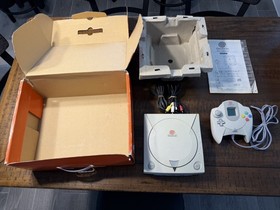 Sega Dreamcast Console Rare Orange Box HKT-3000 - NTSC-J