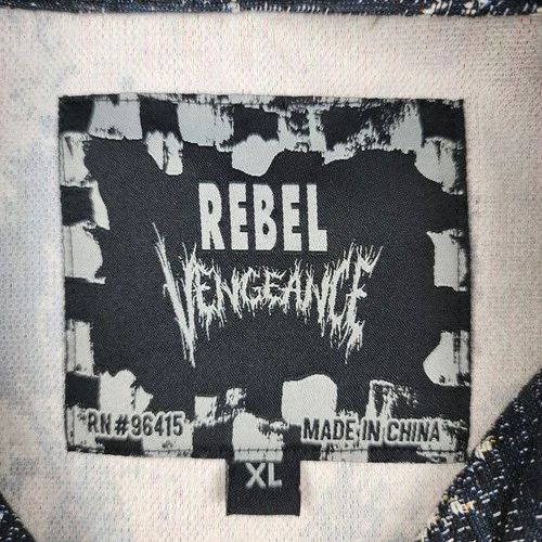 Rebel Vengeance Jacket Mens XL Multi Skull Tapestry S/S Button Up Halloween NWT image 3