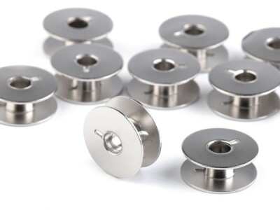 10 Spulen für Veritas Nähmaschinen Garnspule Metall Nähmaschinenspulen