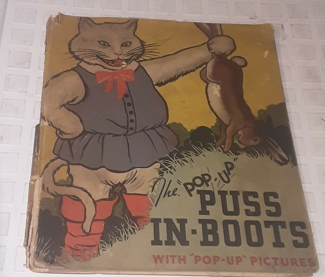 1934 VINTAGE FIRST EDITION THE POP UP PUSS IN BOOTS WITH POP UP PICTURES