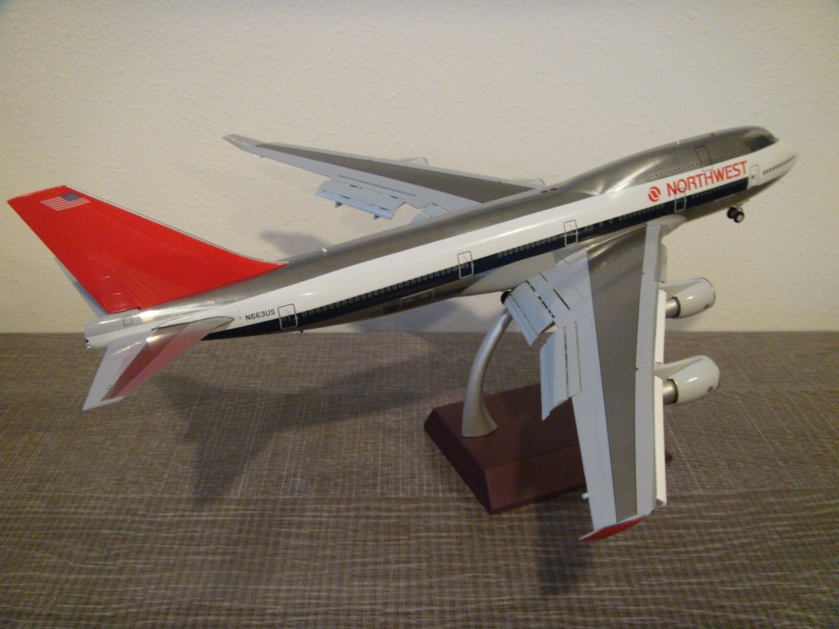 Gemini 200 ノースウェスト航空Boeing 747-400 Gemini200 747-400 ノースウエスト航空 90-00年代 N675NW 1/200