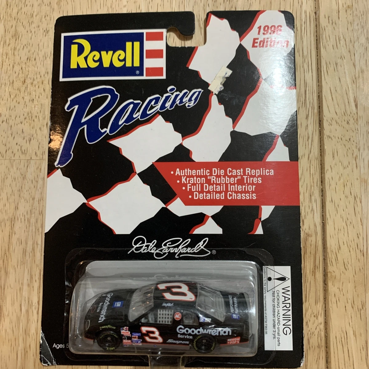 Revell Dale Earnhardt Diecast Racing Cars 1996 Vehicle Year for