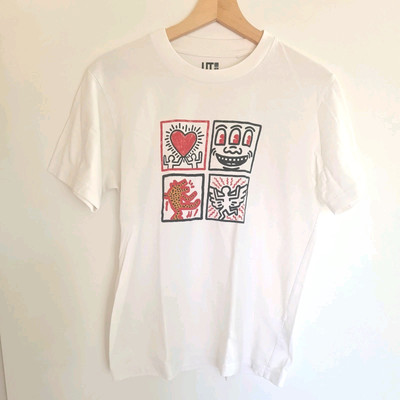 Keith Haring - Uniqlo UT - weiß T-Shirt - Size: X Small Herz