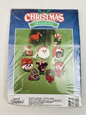 1989 GOOD SHEPHERD PLASTIC CANVAS HOLIDAY CHEER 10 CHRISTMAS ORNAMENTS 3.5  x4  