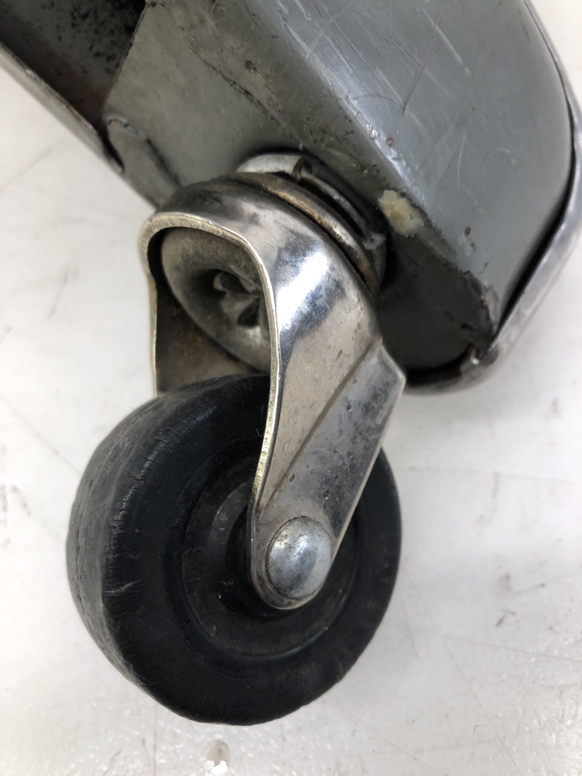 Industrial Swivel Office Tanker Desk Chair Rolling Propeller Base Steel MCM 1960