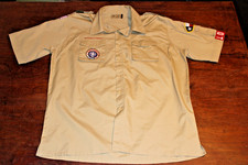 Boy Scouts of America BSA Men's Shirt Tan X-Large XL Sewn Patches Short Sleeve