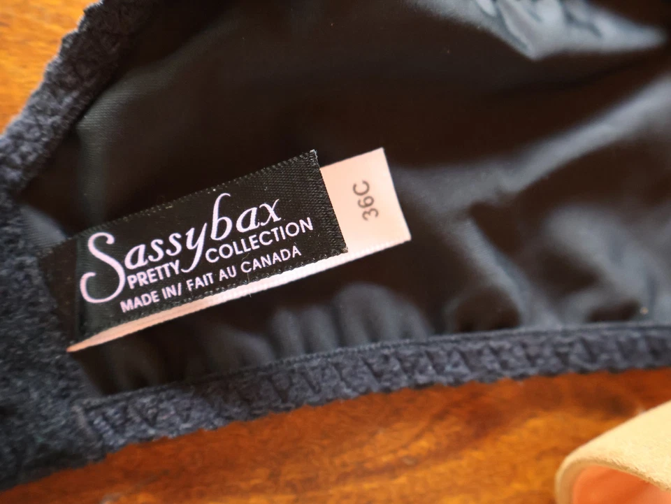 ОТЛИЧНОЕ состояние товара Sassybax сексуальный бюстгальтер сзади черный размер 36C - Изображение 4 из 4