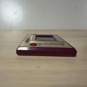 Nintendo Helmet Game & Watch Handheld LCD Vintage Bordeaux Gold Timepiece