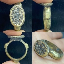 Wonderful Roman unique Bronze Roman king Ring 200 BC
