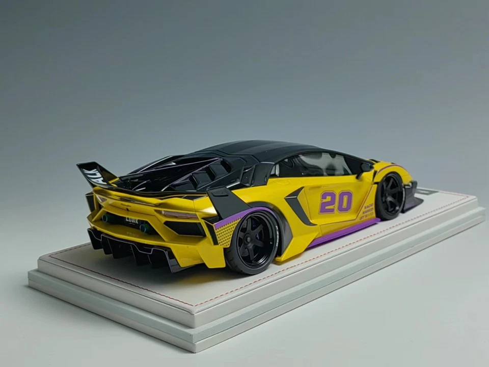 1/18 Ivy Models Lamborghini Aventador GT EVO Liberty Walk Base de Cuero Amarillo Foto 3 de 4