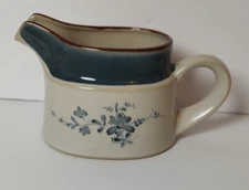 Noritake Pleasure 8344  Gravy Boat or Sauce Bowl, 7 1/2" x 4" Made in Japan