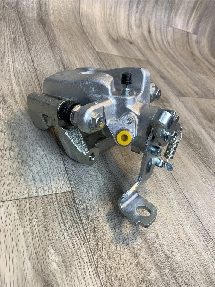 Pinça de freio a disco R-Line semi-carregada remanufaturada para Toyota Corolla 09-18 - Imagem 3 de 4