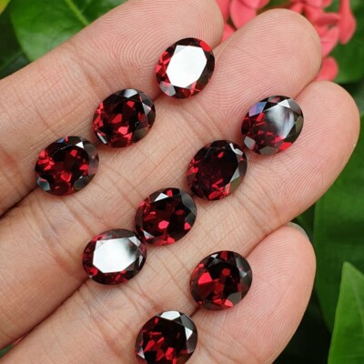 Oval 10x8mm Attractive Color! Natural Red Mozambique Garnet Africa 1PC 3.2CT