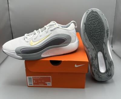 Nike IsoFly Youth Shoes Size 7Y- White/Cool Grey/Wolf Grey- FN4384-100 NEW
