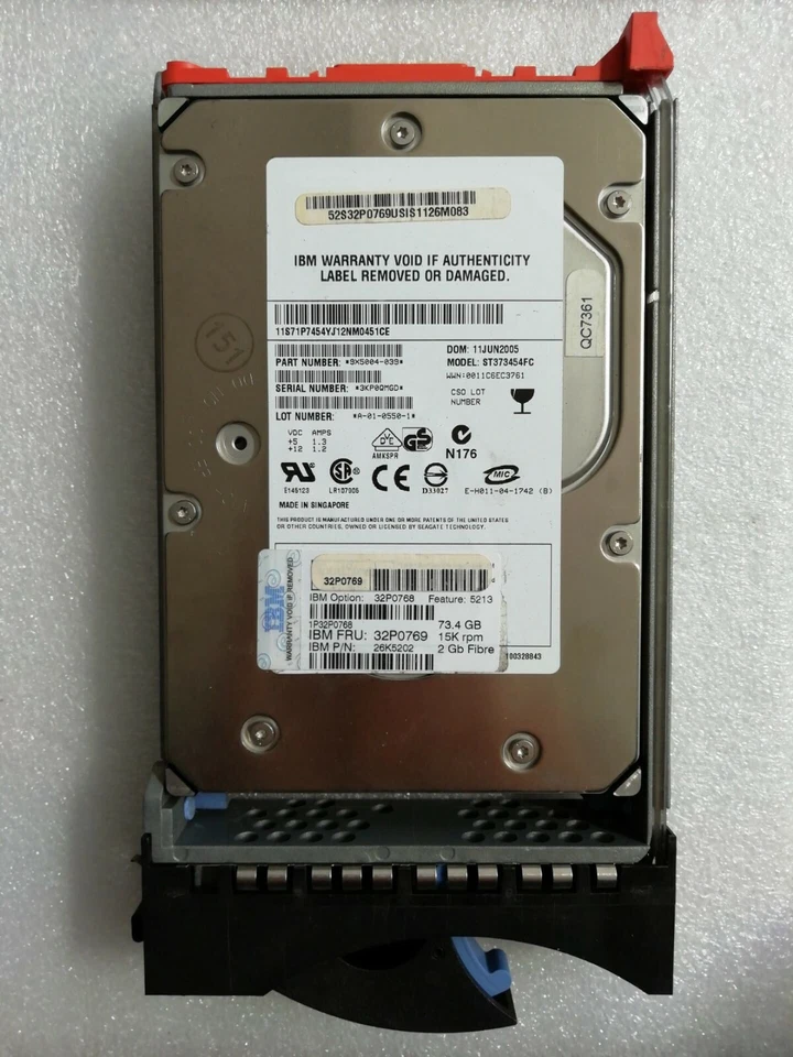 IBM 32P0768,32P0769,24P3736 73.4GB 15K rpm 2Gbps Fibre Channel hot-swappable - Image 3 of 4