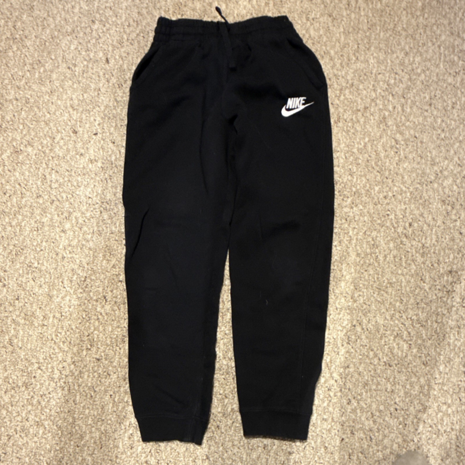 Nike Youth Black XL Jogger Pants Fleece Activewear Elastic Waist Pockets