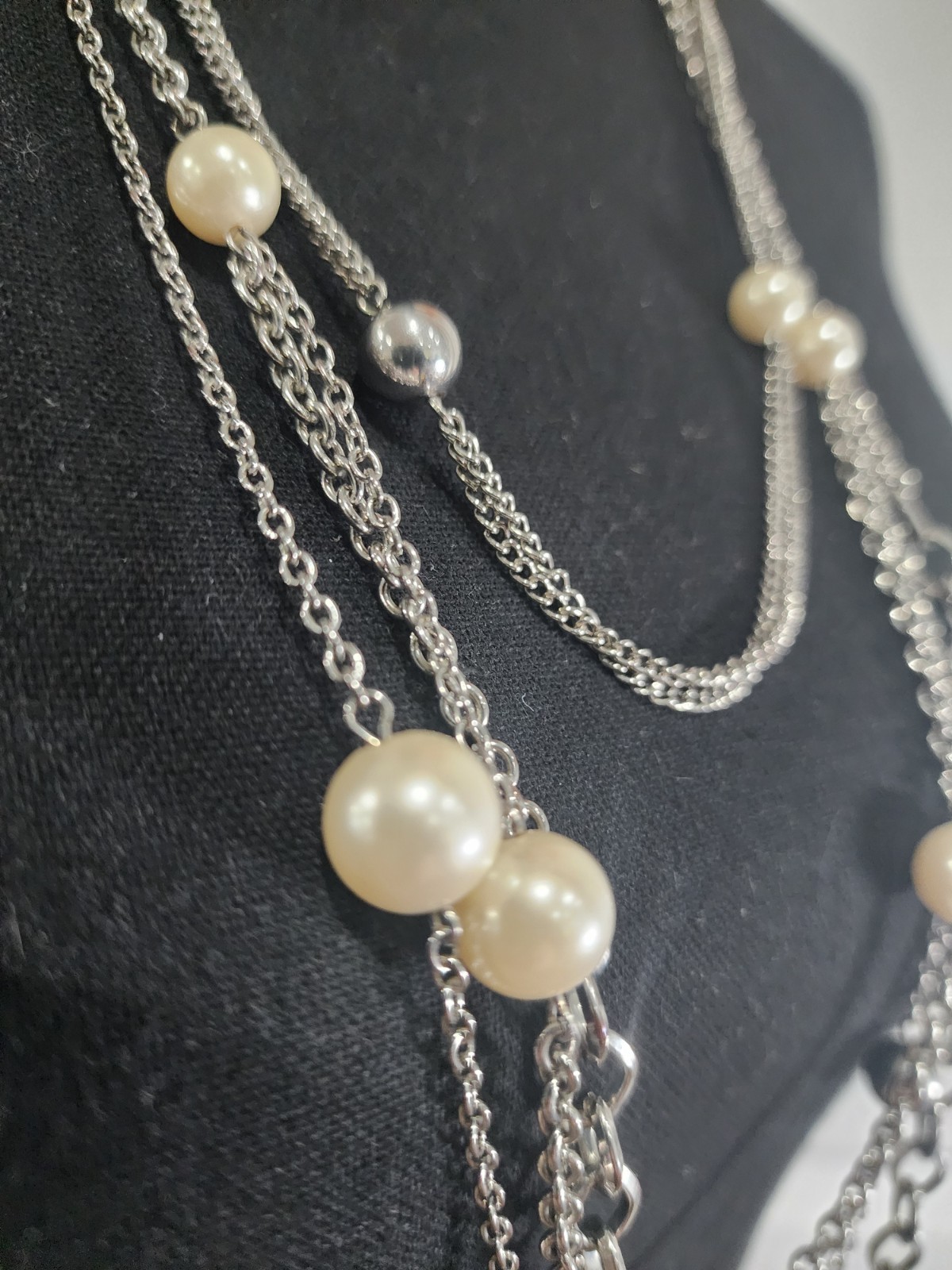 Signed Premier Designs Silver Multi-Chain Faux Pe… - image 2