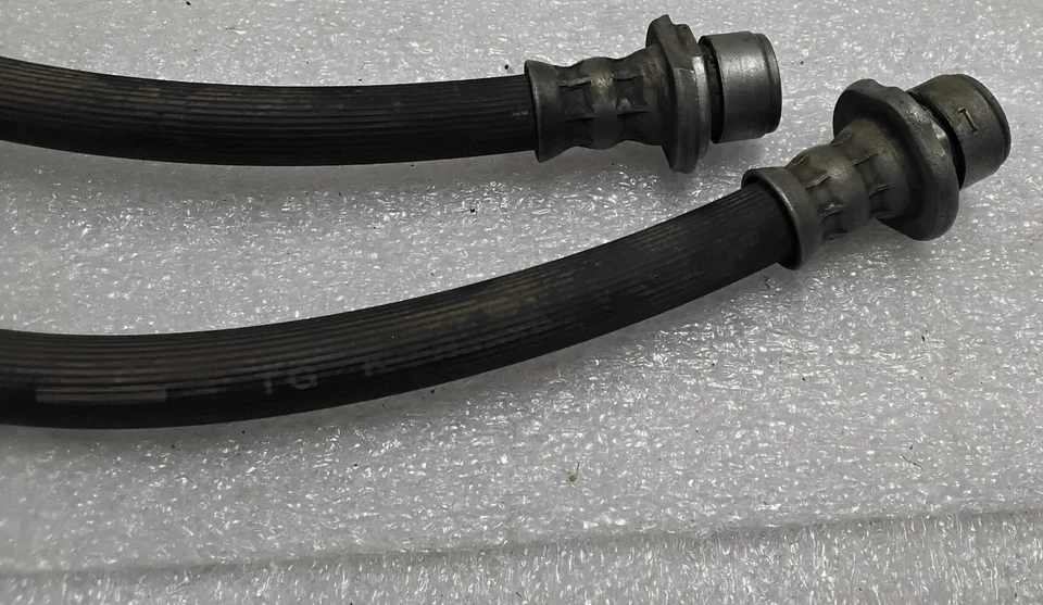 Mangueras y soporte para líneas de freno trasero Toyota Tacoma 2012-2023 90947-A2063 Foto 2 de 4