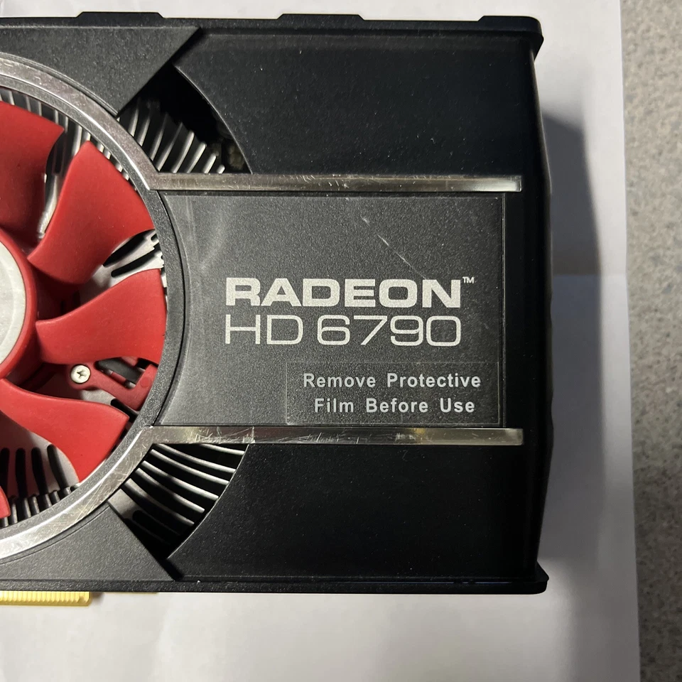 New XFX AMD Radeon HD 6790 840M 1GB DDR5 DP HDMI Dual DVI, PCI Express - Image 2 of 4
